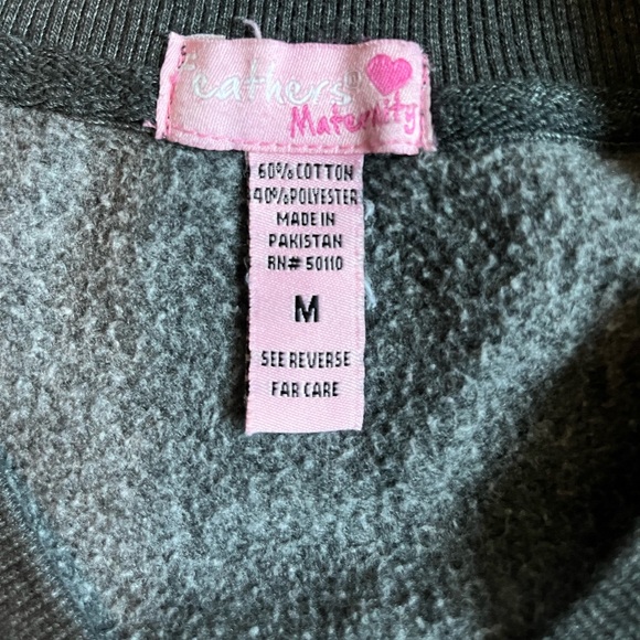 Feathers Maternity Sweatshirt - Picture 2 of 3